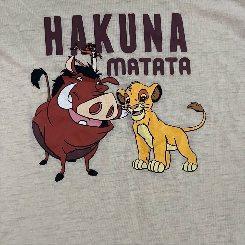 Disney Hakuna Matata T-Shirt Cream Maroon Juniors M 7-9 - Picture 2 of 7